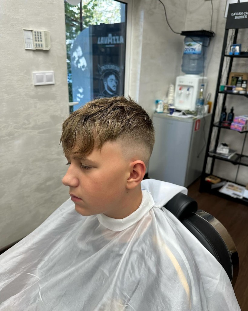 Тийнейджърско fade подстригване в Underground Barbershop, Люлин 4